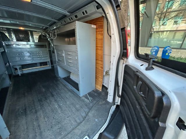 Used 2013 GMC Savana 3500 image 12