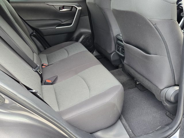 Used 2023 Toyota RAV4 XLE w/ Convenience Package FWD image 15