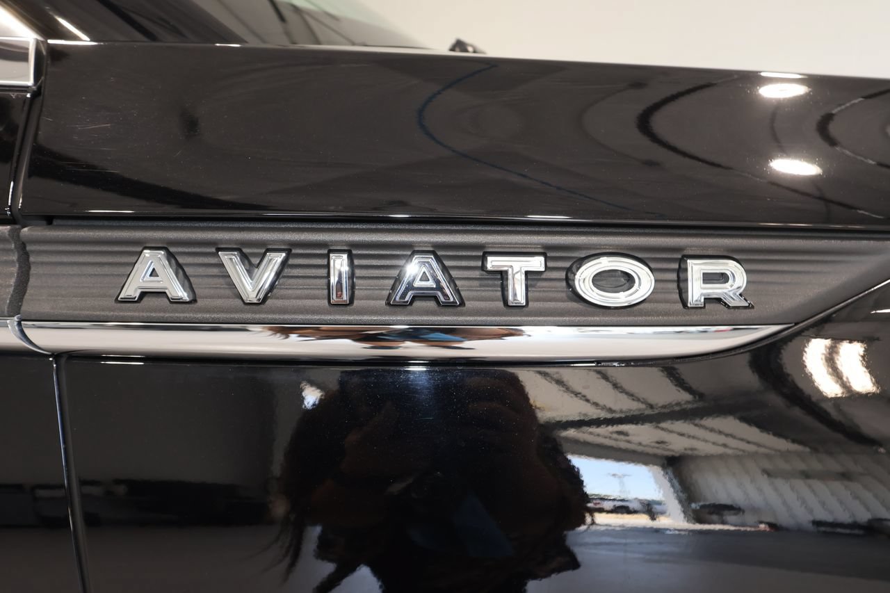 Used 2021 Lincoln Aviator Reserve w/ Equipment Group 202A AWD/4WD image 36