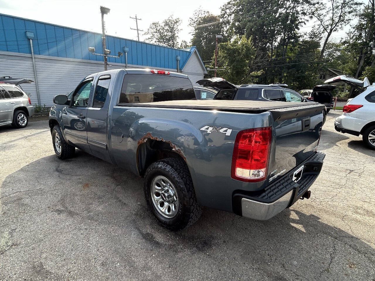 Used 2012 GMC Sierra 1500 SL w/ LPO, On The Job Package AWD/4WD image 10