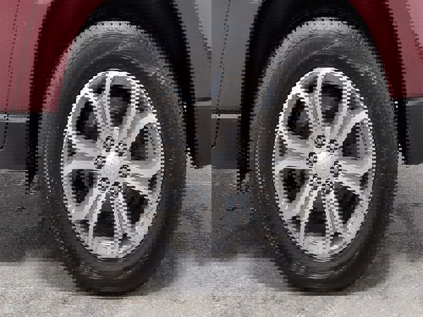 Used 2016 GMC Acadia SLT image 14