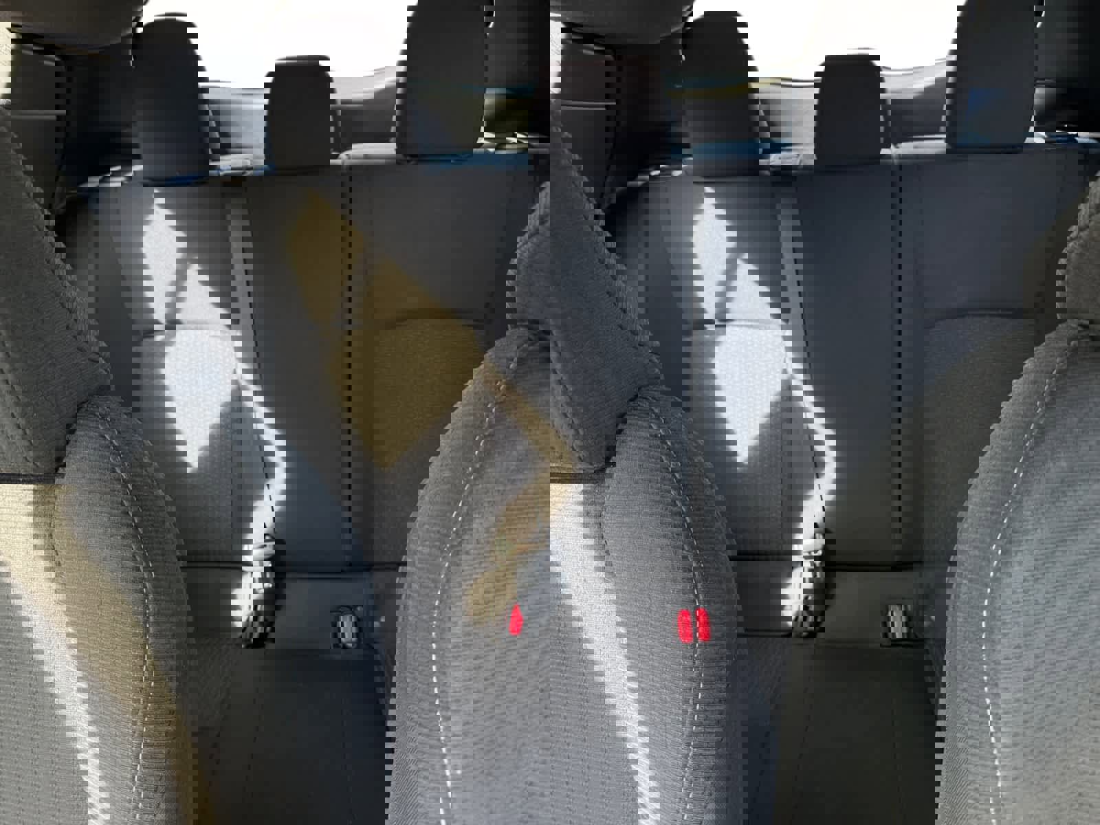 Used 2018 Toyota C-HR XLE image 20