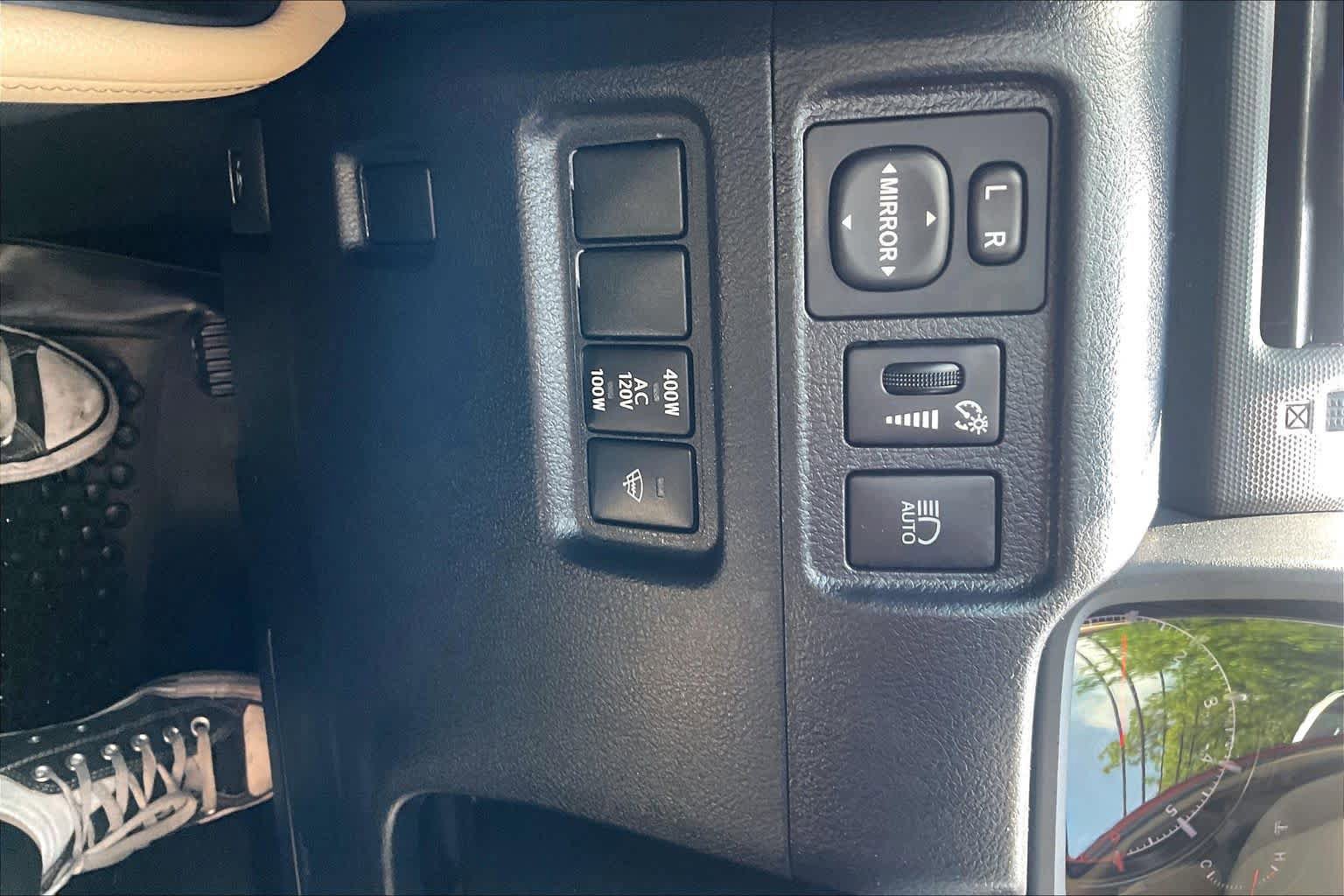 Used 2023 Toyota 4Runner SR5 Premium w/ Moonroof Package RWD image 34