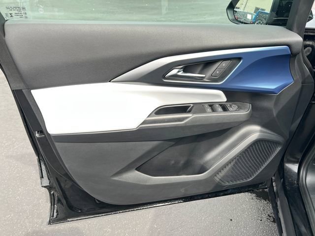 Certified 2024 Chevrolet Equinox EV LT FWD image 25