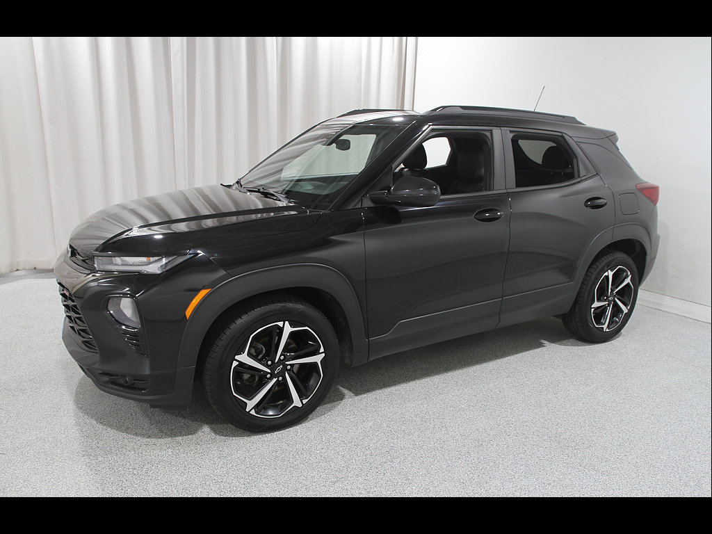 Used 2021 Chevrolet TrailBlazer RS w/ Convenience Package FWD image 3