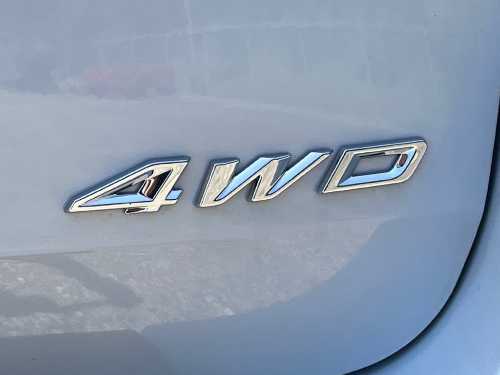 Used 2026 Ford Explorer Active AWD/4WD image 17