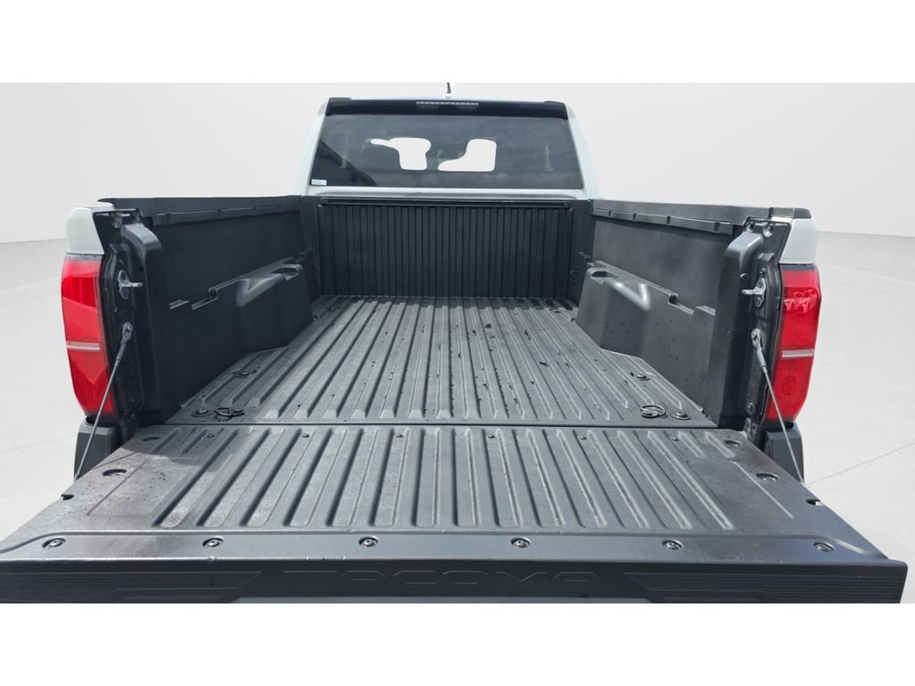 Used 2024 Toyota Tacoma SR RWD image 17