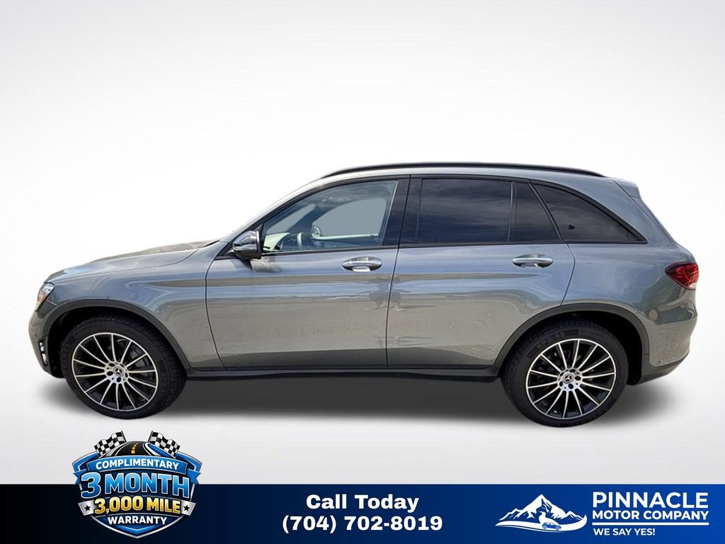 Used 2021 Mercedes-Benz GLC 300 w/ AMG Line image 8