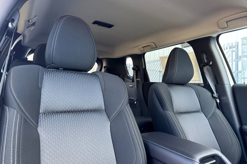 New 2026 Mitsubishi Outlander ES AWD/4WD image 18