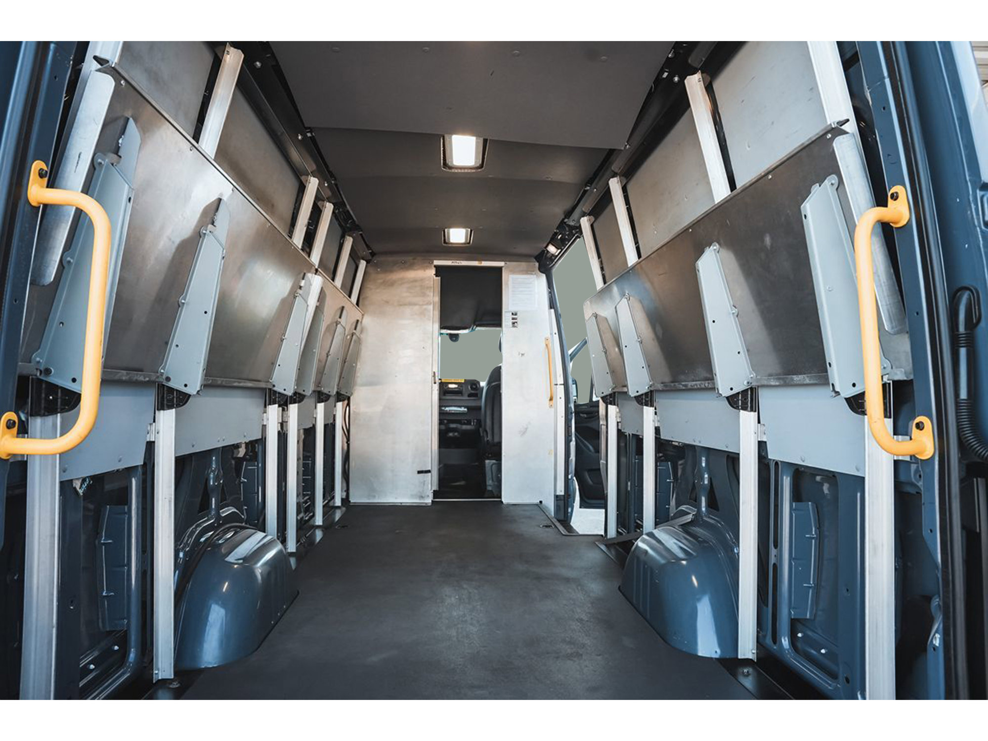 Used 2019 Mercedes-Benz Sprinter 170 image 15