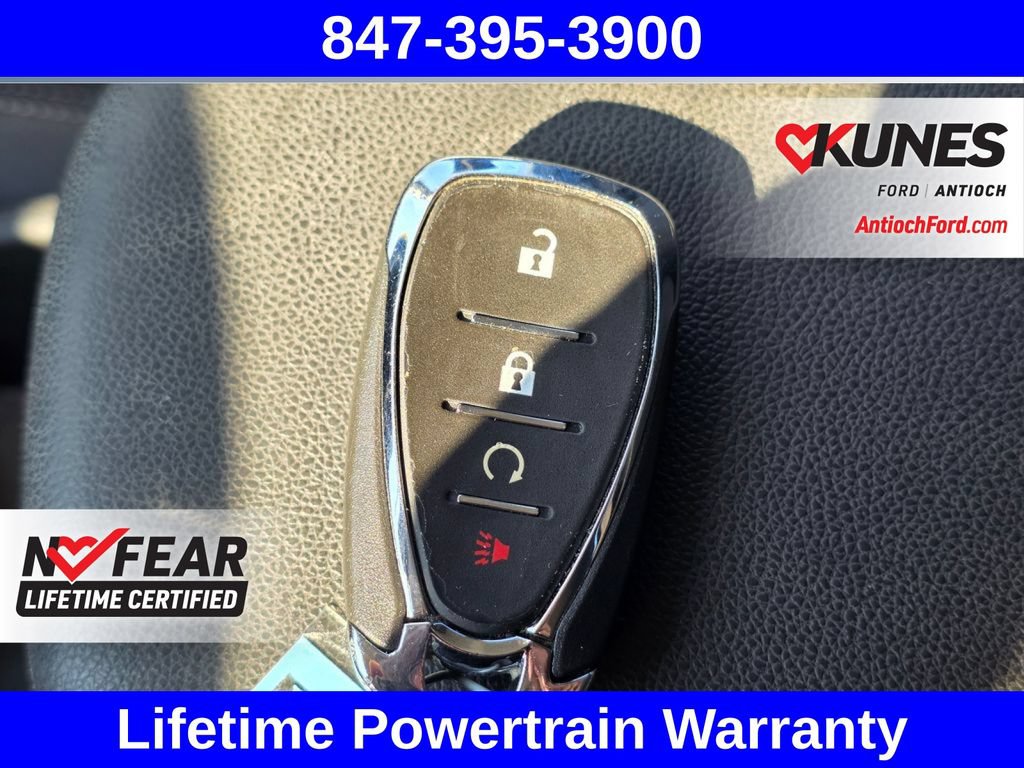 Used 2025 Chevrolet Trax LT FWD image 23