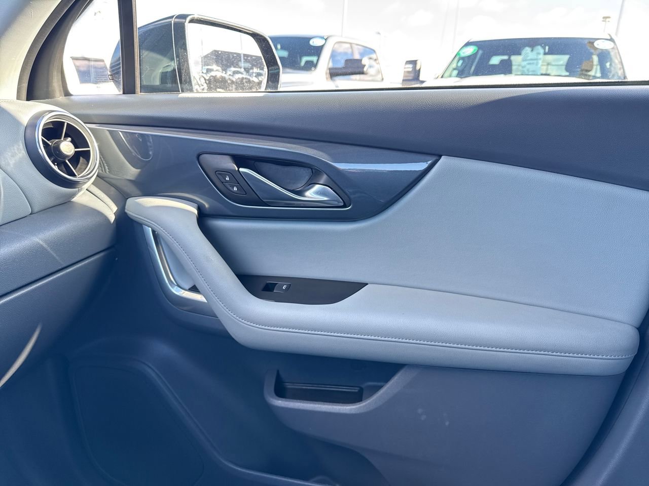 Used 2020 Chevrolet Blazer LT image 26