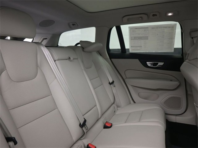 New 2026 Volvo V60 B5 Cross Country Plus w/ Protection Package Premier image 33