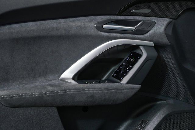 New 2025 Audi SQ5 Premium Plus AWD/4WD image 6