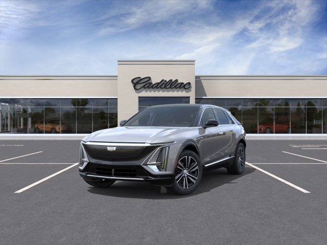 New 2027 Cadillac Lyriq Luxury w/ LPO, Floor Liner Package AWD/4WD image 8