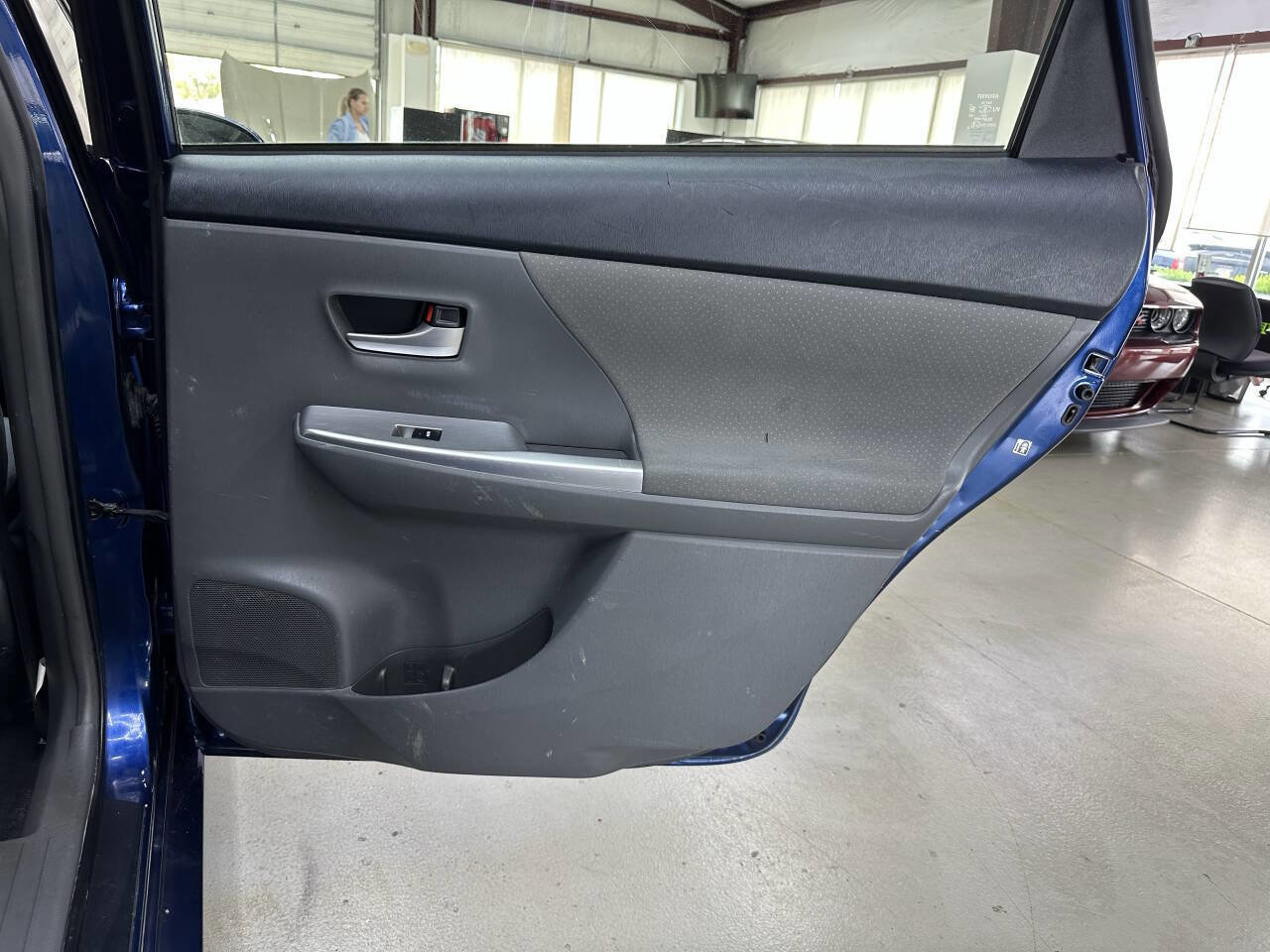 Used 2012 Toyota Prius V image 14