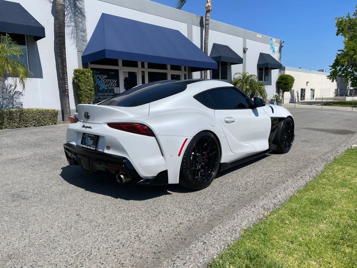 Used 2021 Toyota Supra Premium w/ Driver Assist Package RWD image 5