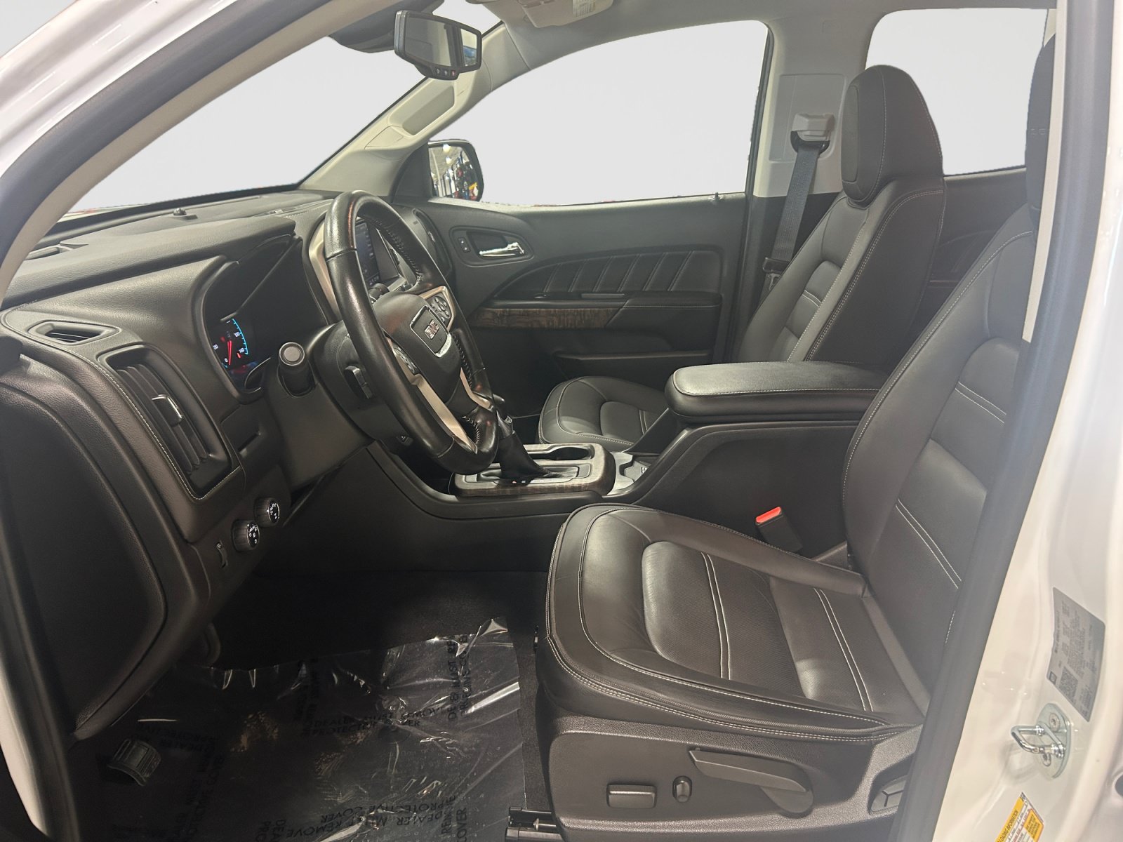 Used 2022 GMC Canyon Denali AWD/4WD image 11