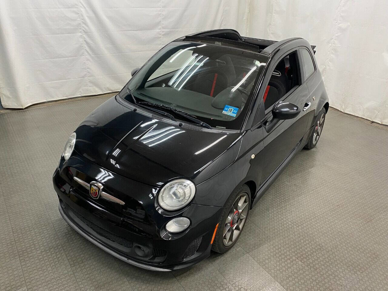 Used 2013 FIAT 500 Abarth w/ Comfort/Convenience Group image 9