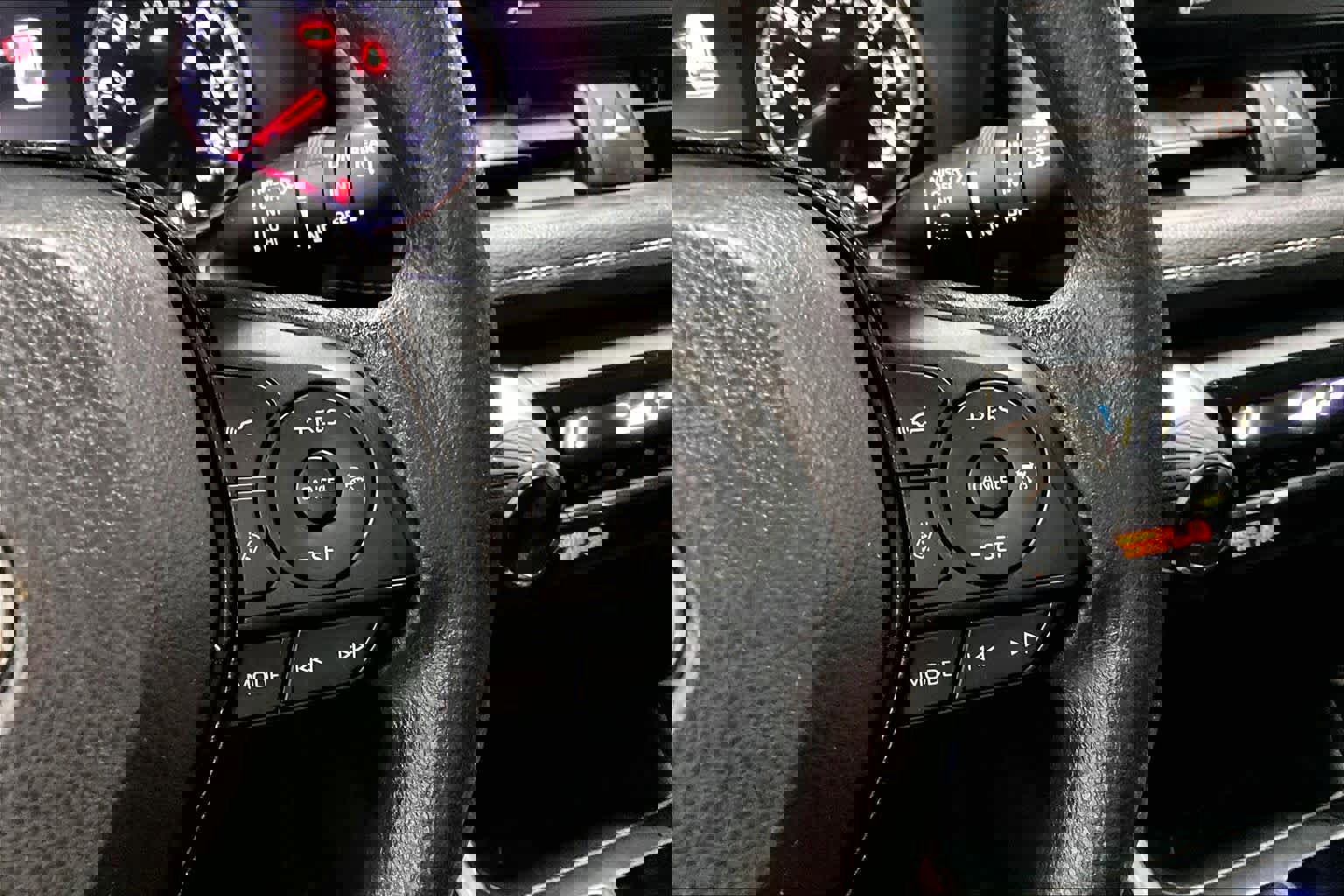 Used 2020 Toyota RAV4 XLE w/ All Weather Liner Package image 22