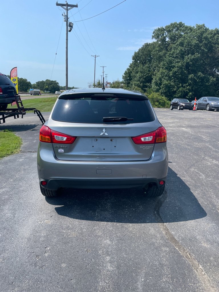 Used 2015 Mitsubishi Outlander Sport ES FWD image 4