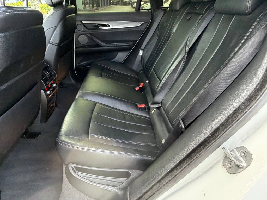 Used 2018 BMW X6 sDrive35i w/ M Sport Package RWD image 33