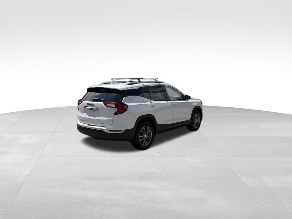 Used 2024 GMC Terrain SLT w/ Infotainment Package II AWD/4WD image 5