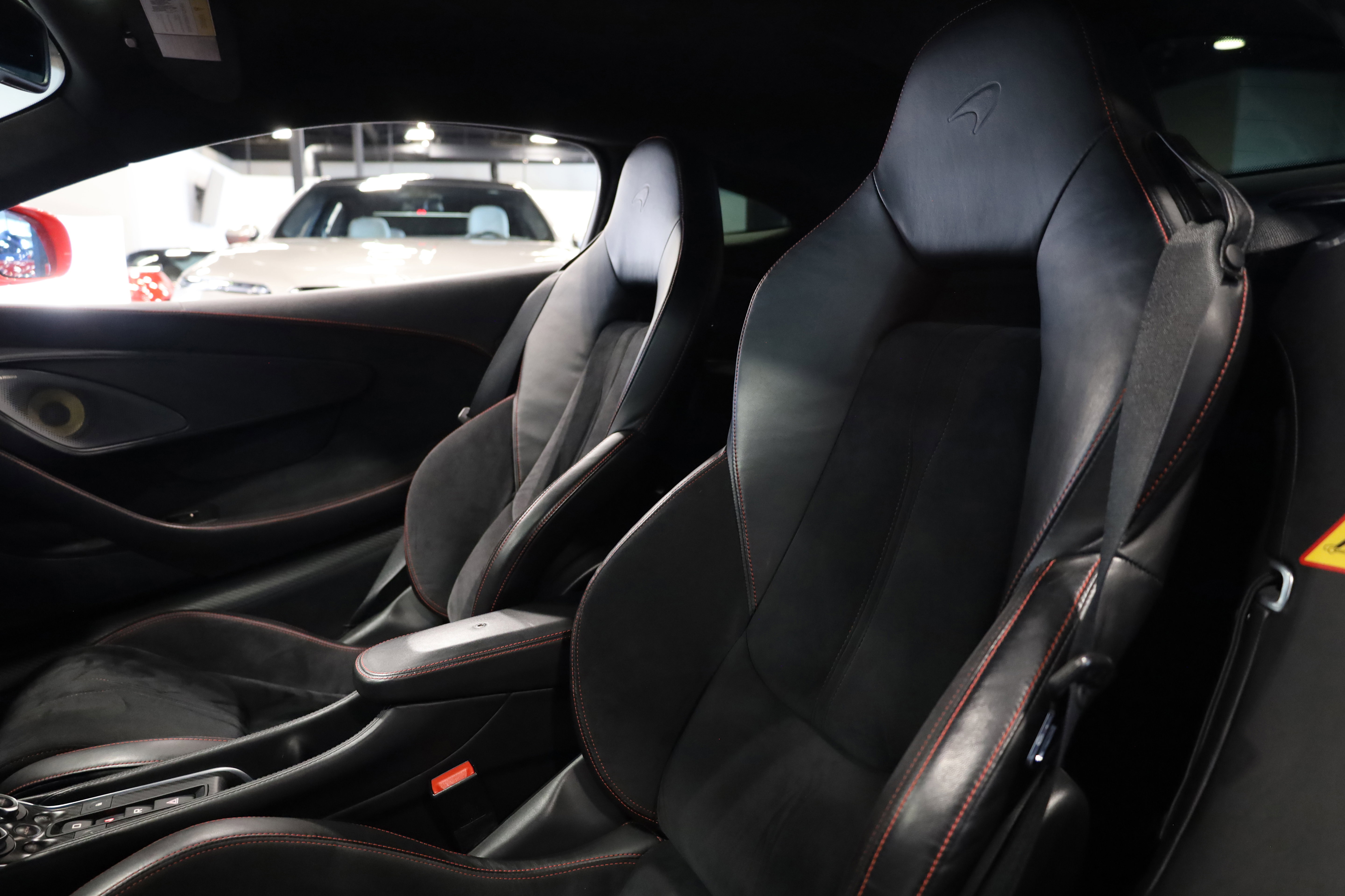 Used 2017 McLaren 570S Coupe image 14