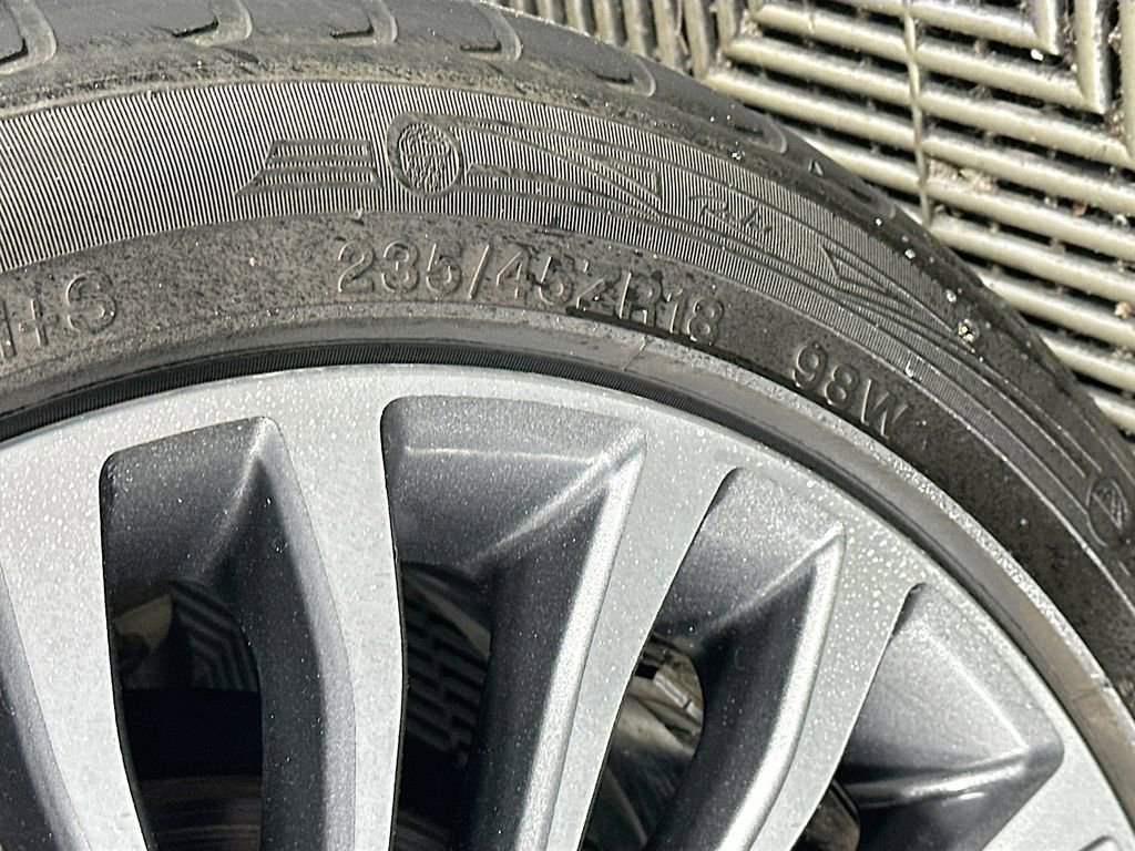 Used 2018 Ford Fusion Titanium AWD/4WD image 33