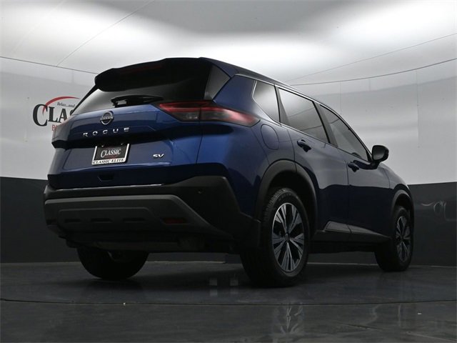 Used 2023 Nissan Rogue SV image 31
