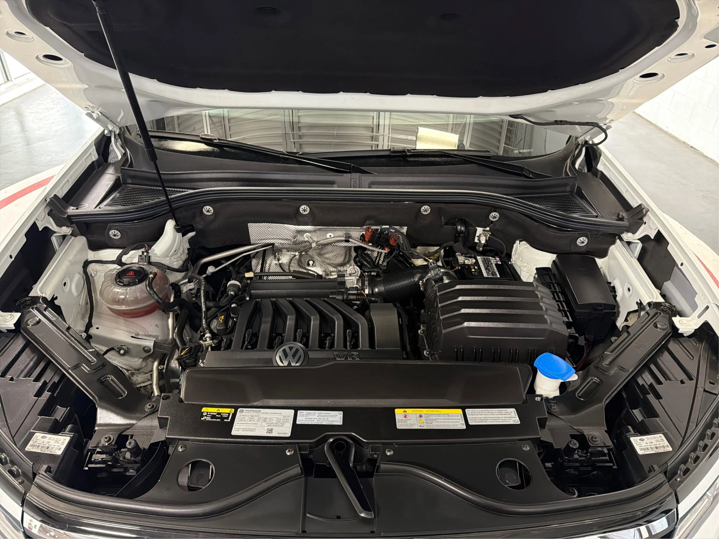 Used 2022 Volkswagen Atlas Cross Sport SE image 11