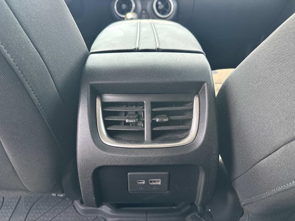 Used 2020 Chevrolet Blazer LT w/ LPO, Floor Liner Package FWD image 12