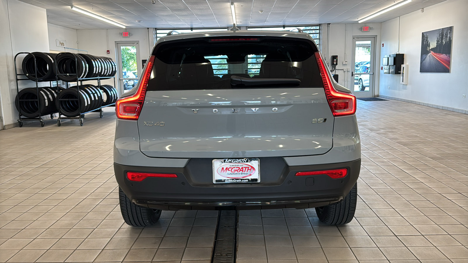 New 2026 Volvo XC40 B5 Plus w/ Protection Package Premier AWD/4WD image 6
