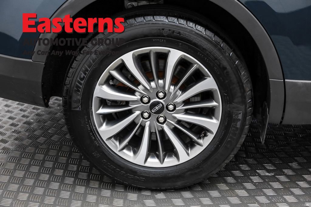 Used 2022 Lincoln Nautilus AWD w/ Premium Package image 30