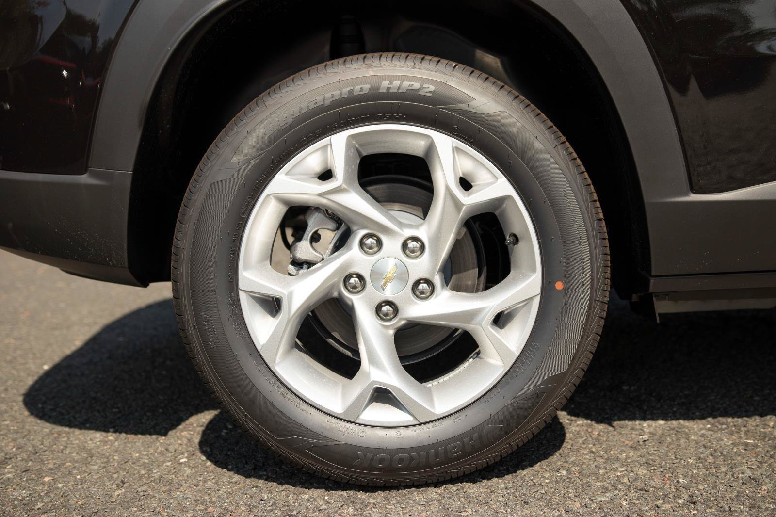 New 2026 Chevrolet Trax LS w/ LS Convenience Package FWD image 9