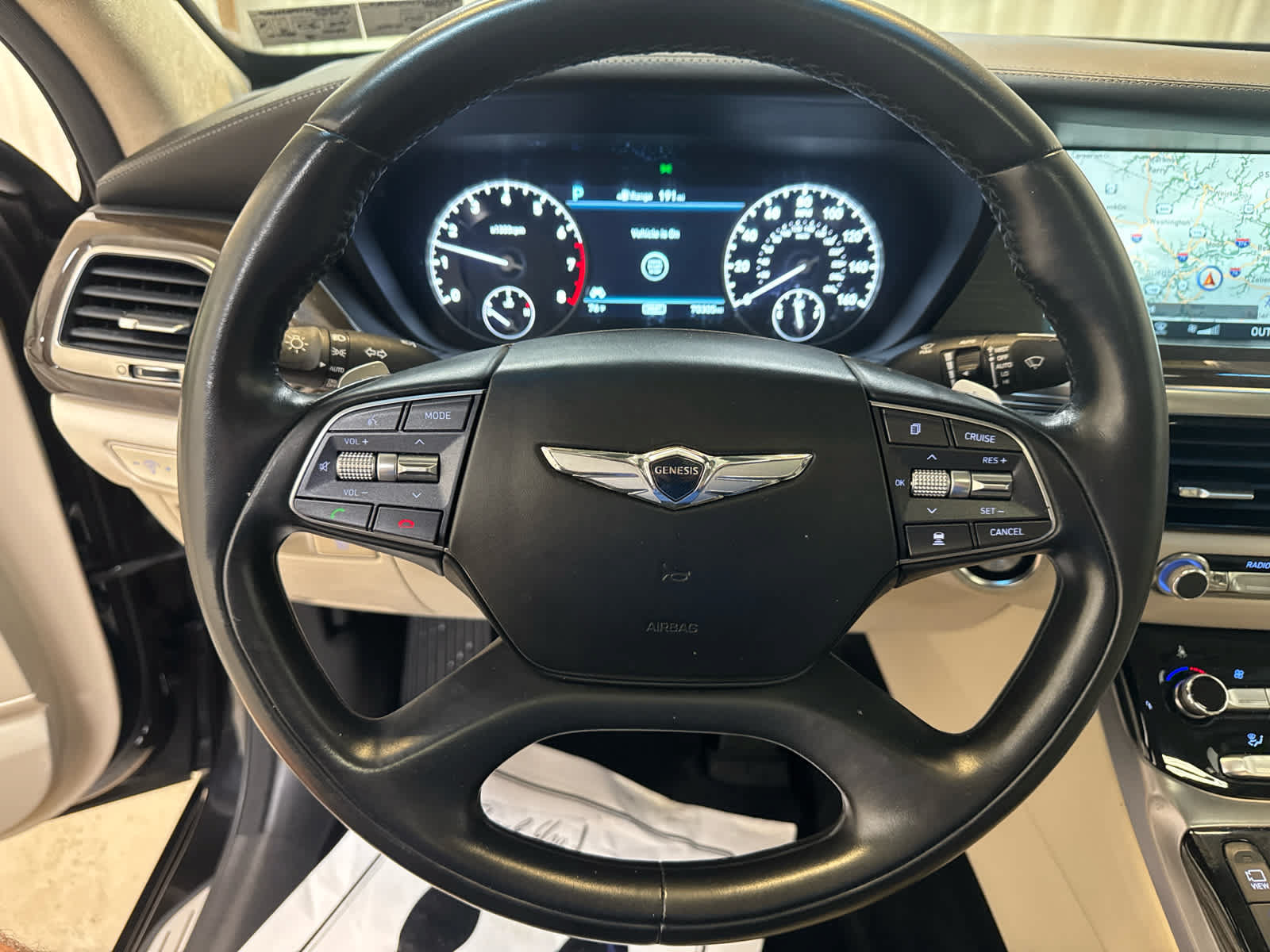 Used 2018 Genesis G90 5.0 Ultimate AWD/4WD image 14