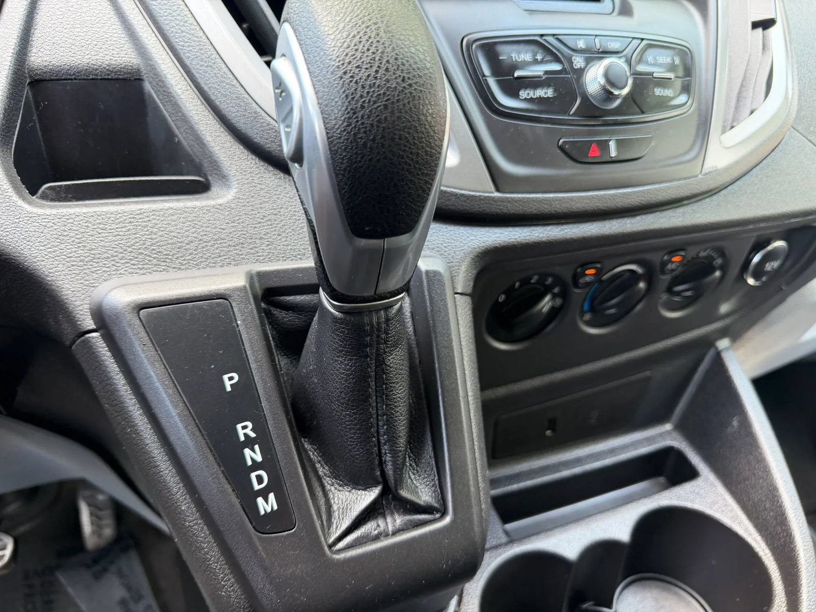 Used 2017 Ford Transit 350 XLT RWD image 19
