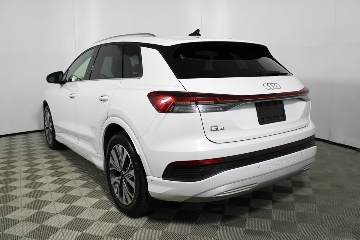 Used 2023 Audi Q4 e-tron Premium Plus w/ Premium Plus RWD image 38