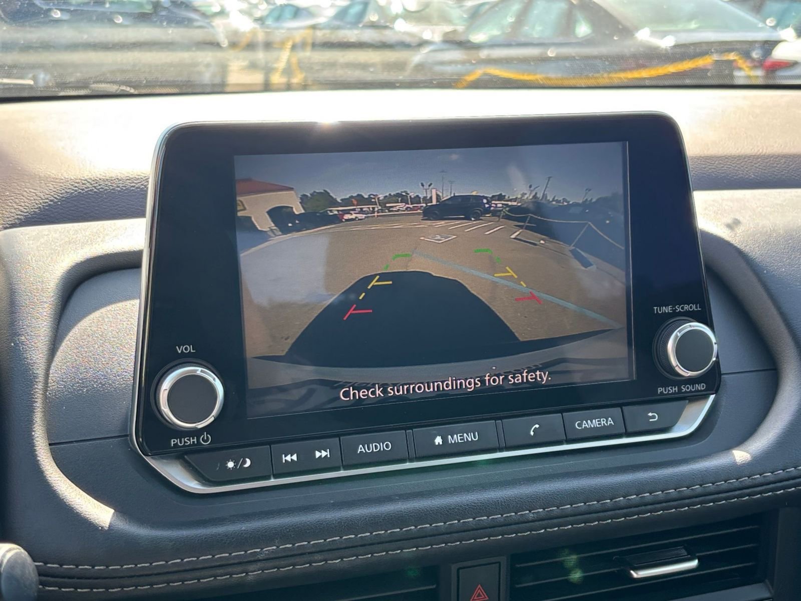Used 2023 Nissan Rogue S FWD image 23