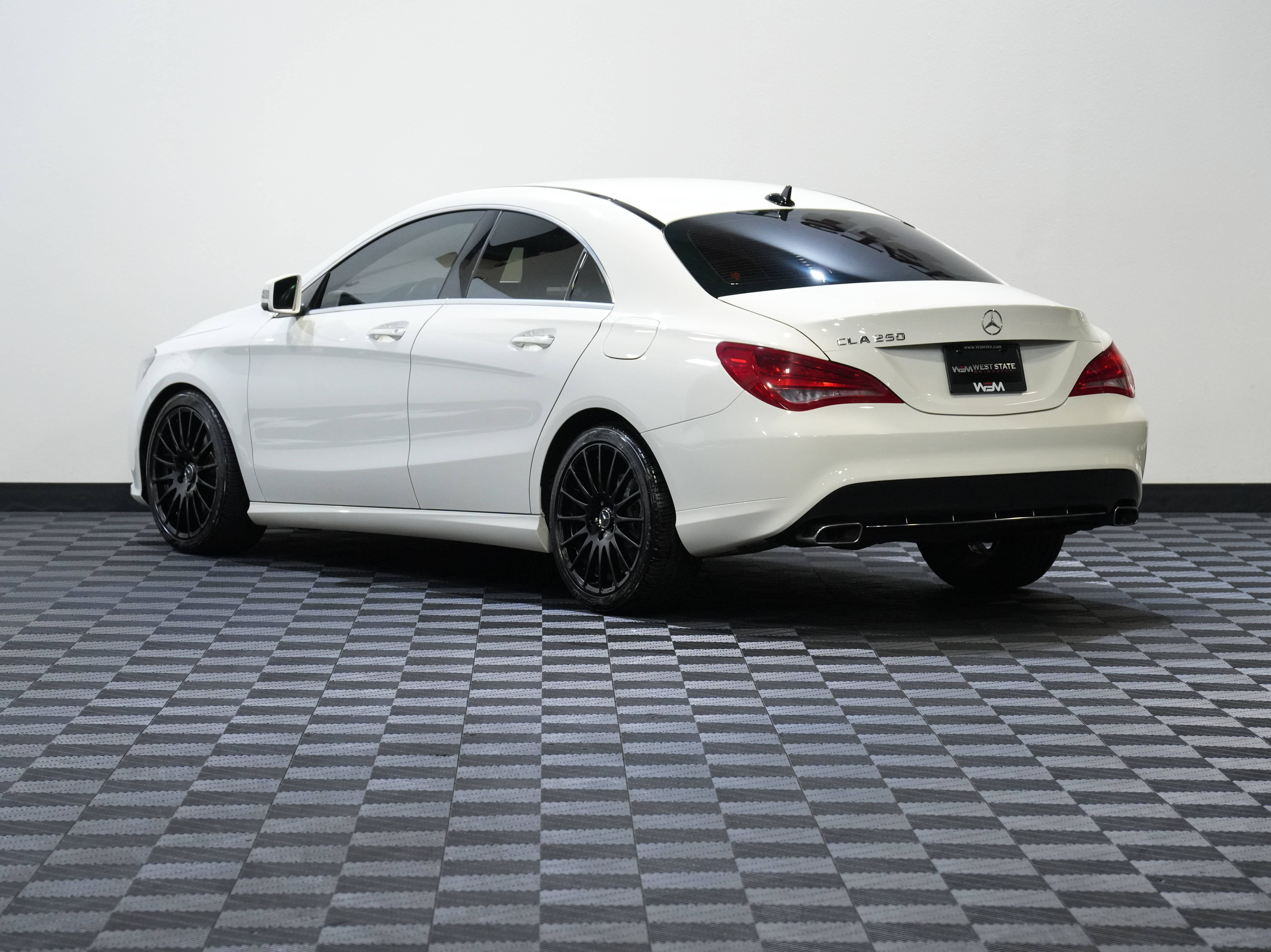 Used 2015 Mercedes-Benz CLA 250 image 8