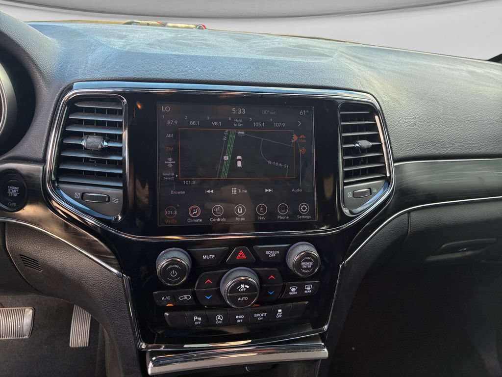 Used 2020 Jeep Grand Cherokee Limited AWD/4WD image 26