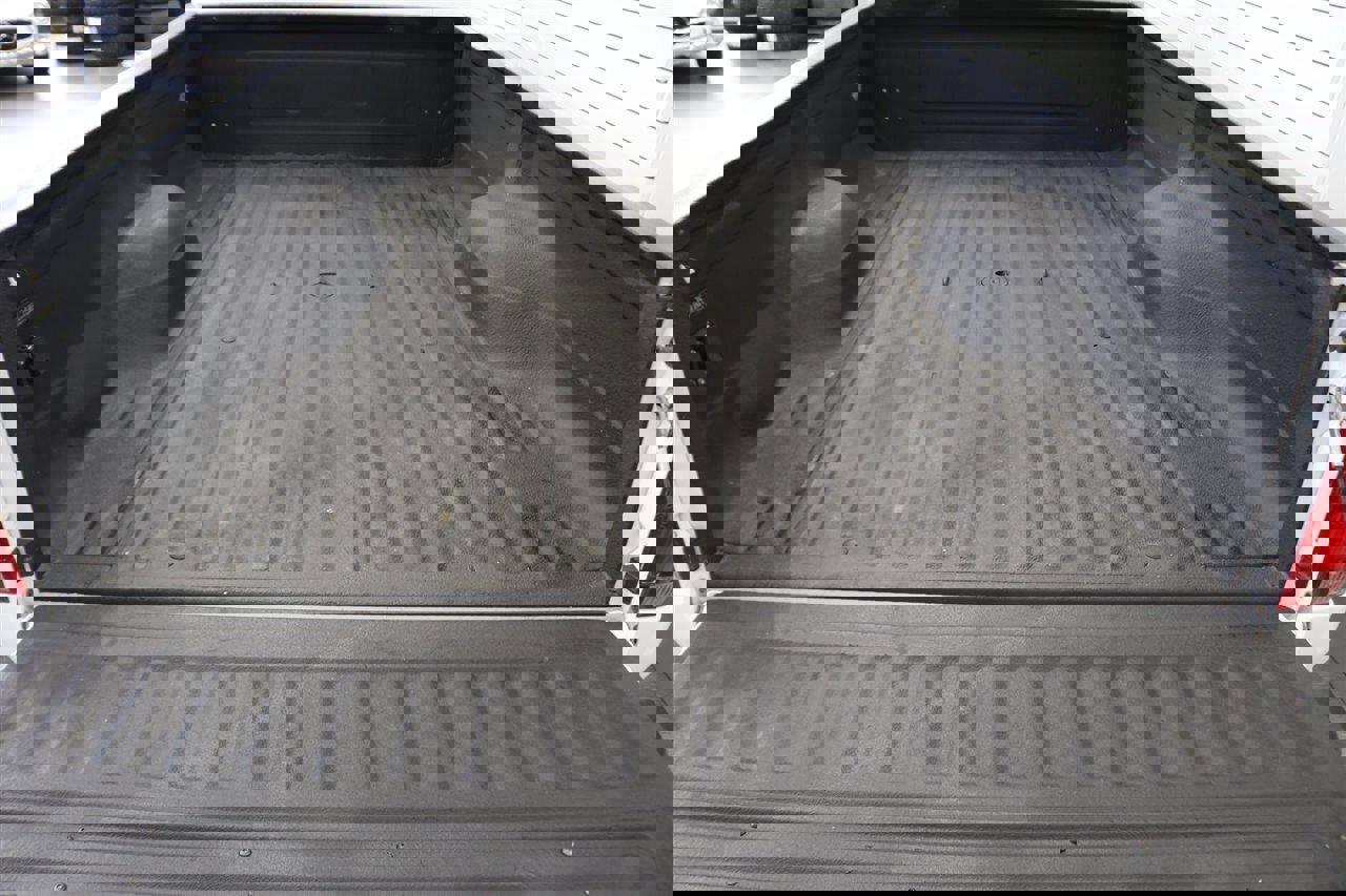 Used 1997 Ford F250 XLT image 44