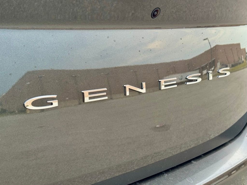 Used 2026 Genesis G70 2.5T RWD image 13