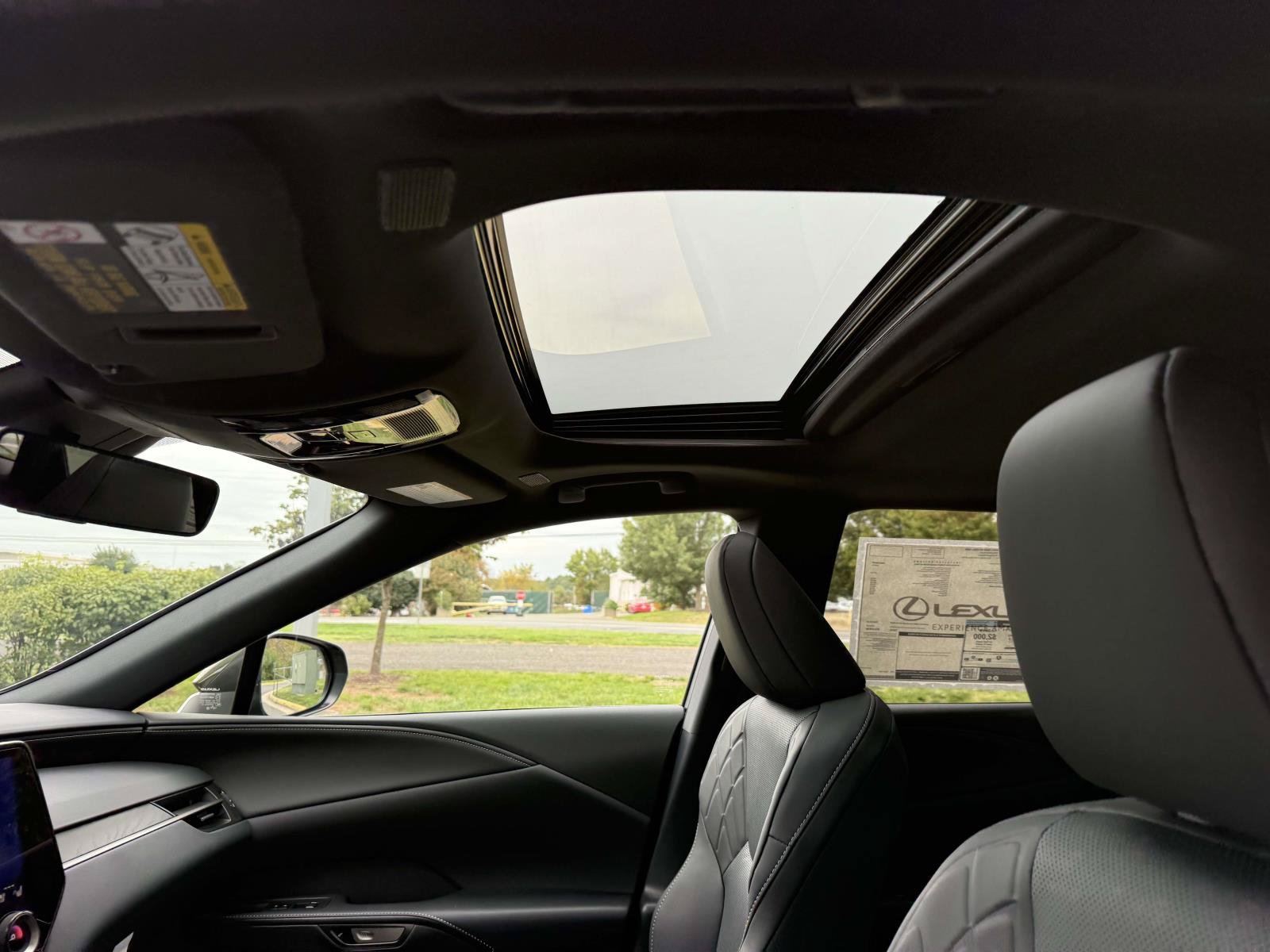 New 2026 Lexus RX 450h AWD image 16