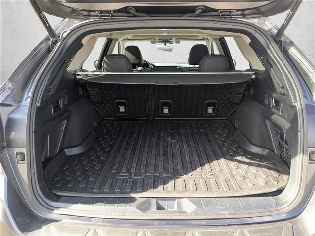 Used 2022 Subaru Outback Onyx Edition XT image 6