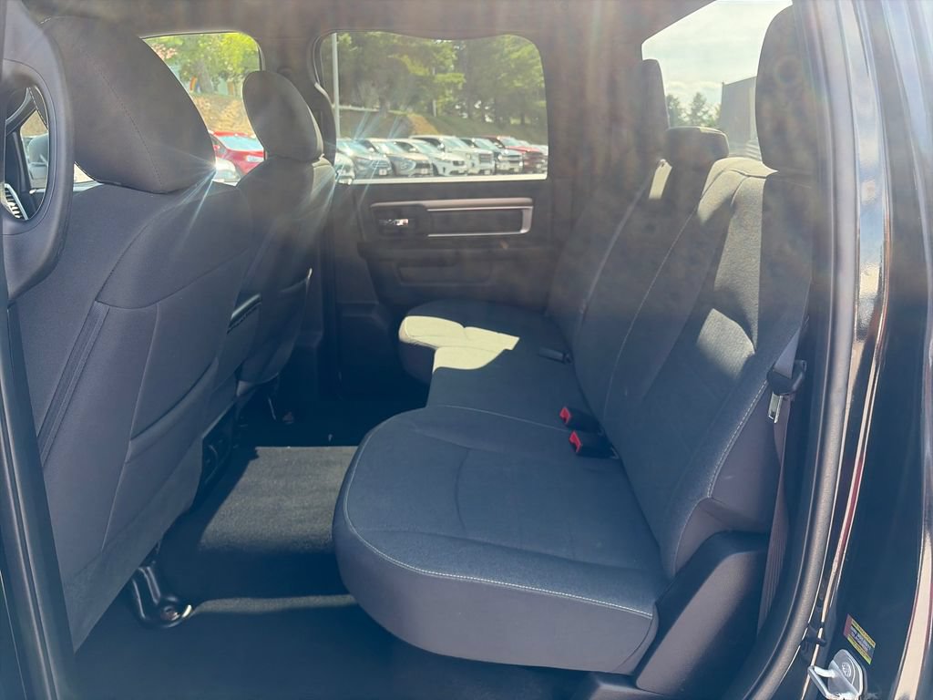 Used 2024 RAM 1500 Warlock AWD/4WD image 24