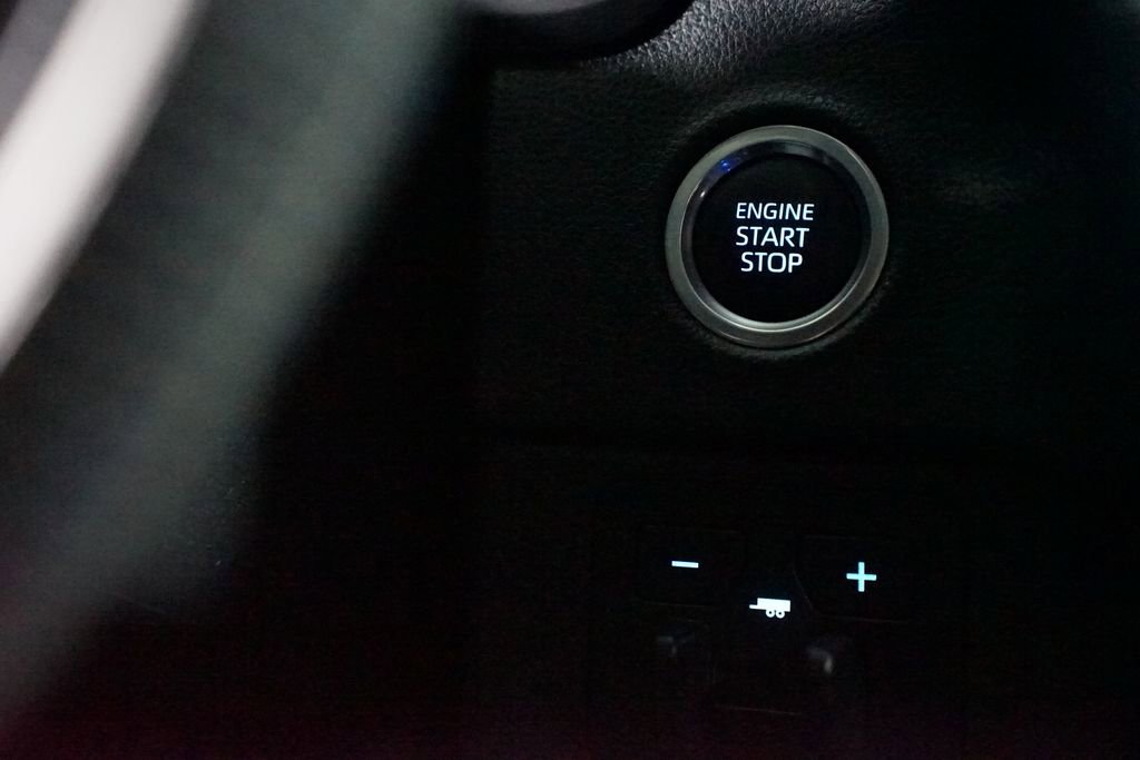 Used 2024 Toyota Tundra SR5 w/ SR5 Convenience Package image 24