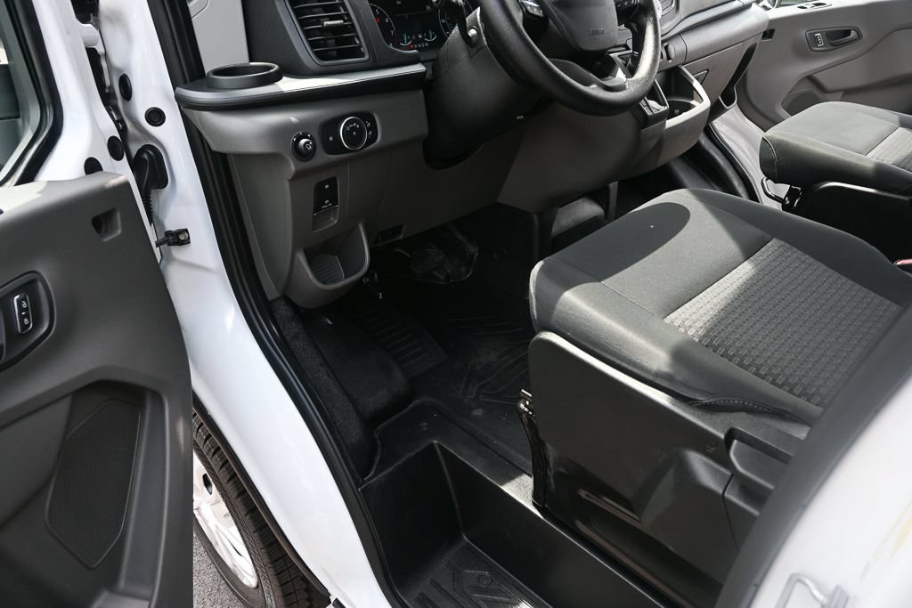 Used 2025 Ford Transit 250 Low Roof w/ Exterior Upgrade Package RWD image 7