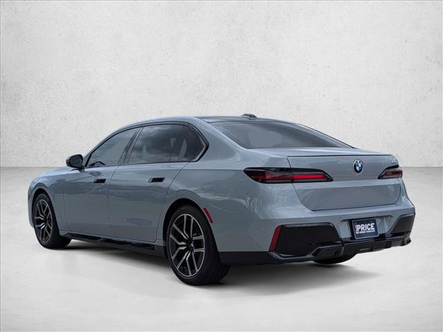 Certified 2025 BMW 740i w/ Premium Package RWD image 7
