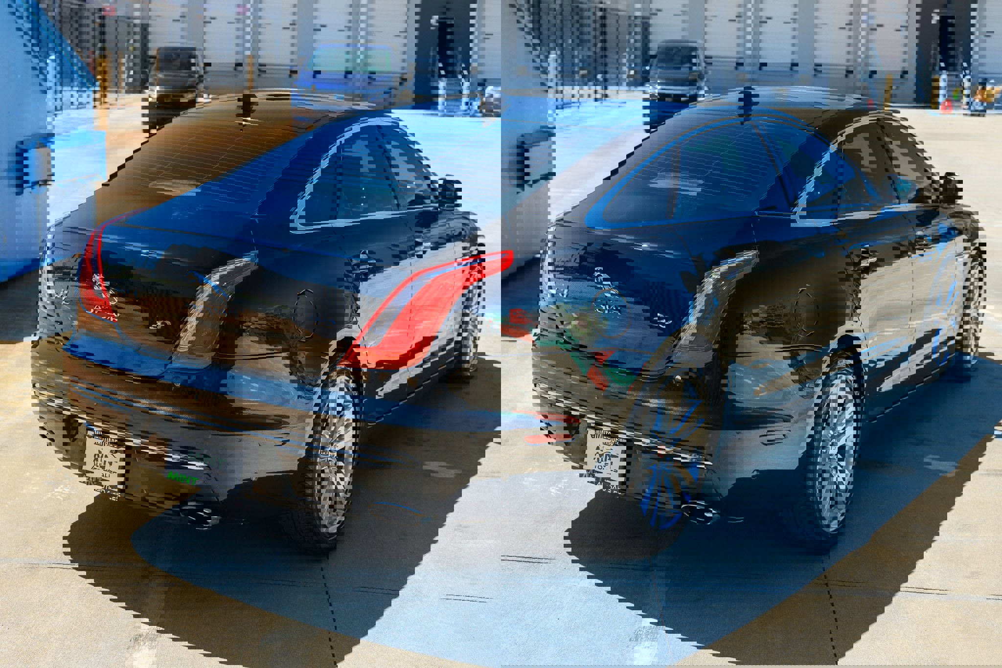 Used 2017 Jaguar XJ L Portfolio image 15